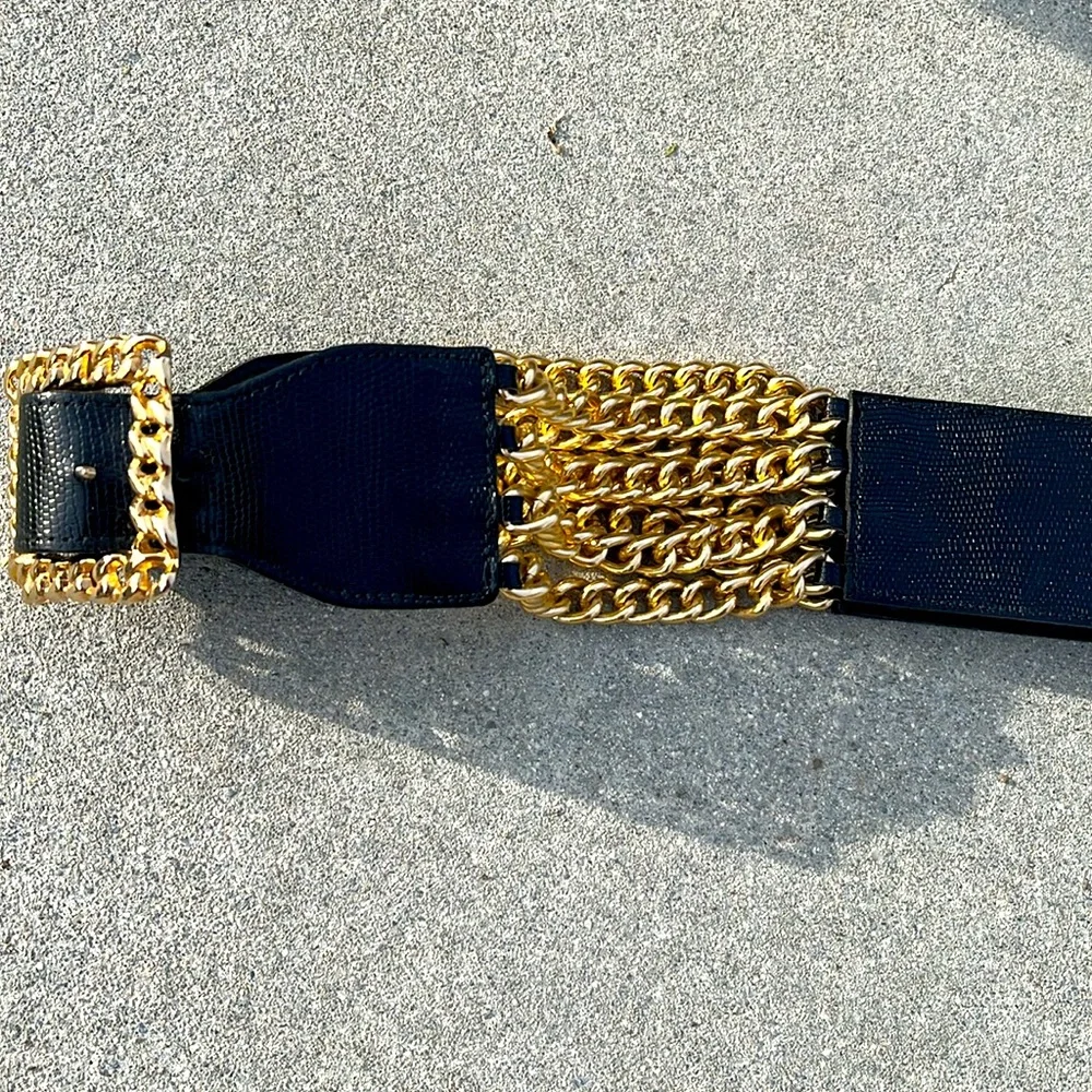 R.J Graziano black leather & gold chain wide belt in very good vintage condition
